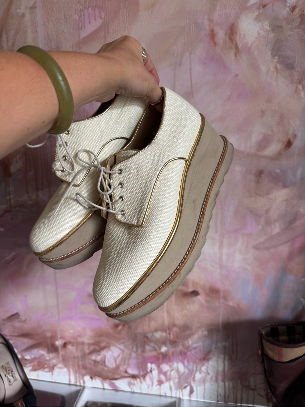 Stuart Wietsman Platform Oxford Lace-Up Shoes in Cream